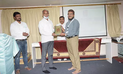 വി​ജ്ഞാ​ന വെ​ളി​ച്ചം വി​ജ​യി​ക​ൾ​ക്ക് ഫ്ര​റ്റേ​ണി​റ്റി ഫോ​റം സ​മ്മാ​ന​ങ്ങ​ൾ വി​ത​ര​ണം ചെ​യ്തു