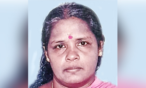 മ​ക​ൻ അ​പ​ക​ട​ത്തി​ൽ​പ്പെ​ട്ട​ത​റി​ഞ്ഞ് അ​മ്മ കു​ഴ​ഞ്ഞു​വീ​ണ്​ മ​രി​ച്ചു