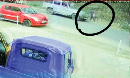 കട്ടപ്പനയിൽ വാഹനങ്ങൾ കേന്ദ്രീകരിച്ച്​ കവർച്ച