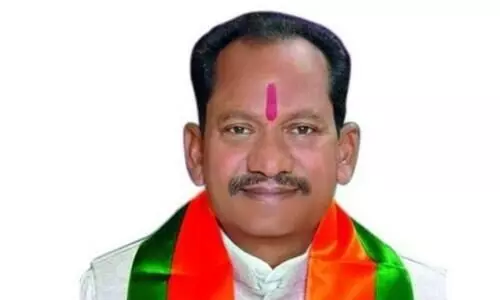 പാലും നെയ്യും മാത്രമല്ല, ചാണകസോപ്പും ഷാമ്പൂവും ഉപയോഗിക്കണമെന്ന്​ കർണാടക മന്ത്രി