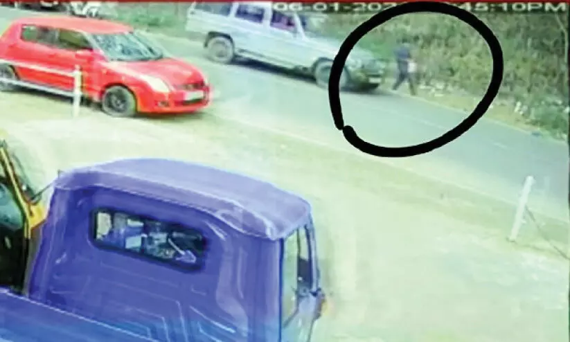 കട്ടപ്പനയിൽ വാഹനങ്ങൾ കേന്ദ്രീകരിച്ച്​ കവർച്ച