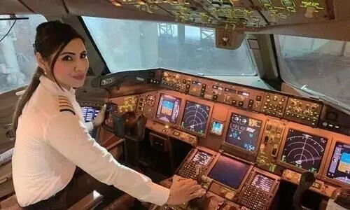 caaptain zoya agarwal