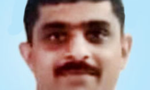 ബൈ​ക്കും ടി​പ്പ​ര്‍ ലോ​റി​യും കൂ​ട്ടി​യി​ടി​ച്ചു യു​വാ​വ്​ മ​രി​ച്ചു