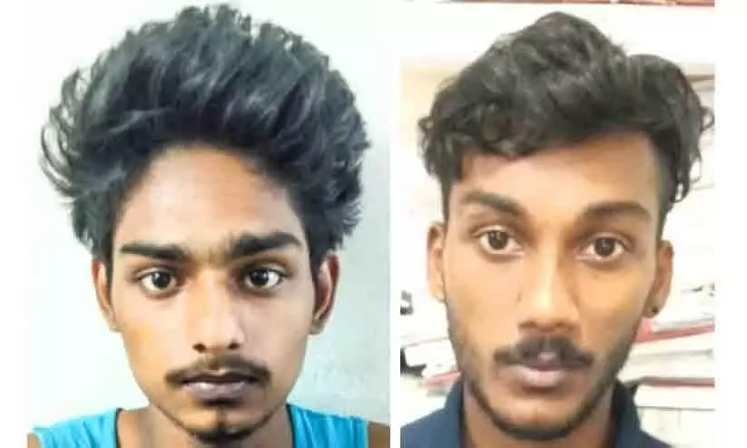 Bike theft sale; Defendants arrested Bike theft sale; Defendants arrested