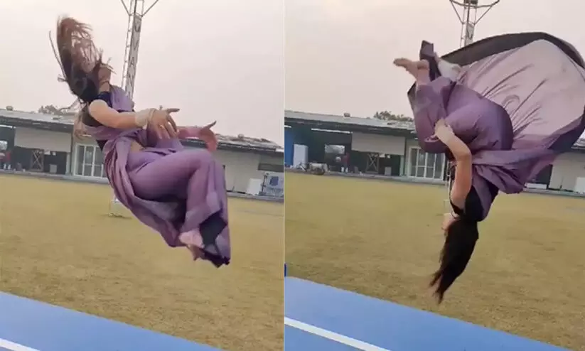 parul arora gymnastic perfomance in saree