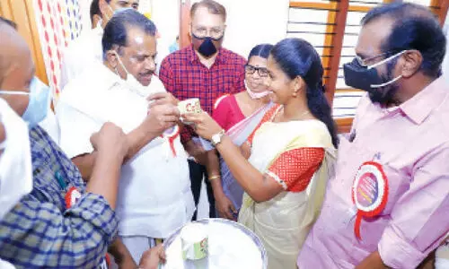 ആര്യശ്രീക്ക് തല ചായ്ക്കാൻ കായിക വകുപ്പി​‍െൻറ വീട്