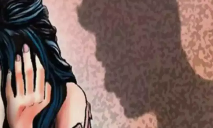 Man arrested for molesting housewife Man arrested for molesting housewife