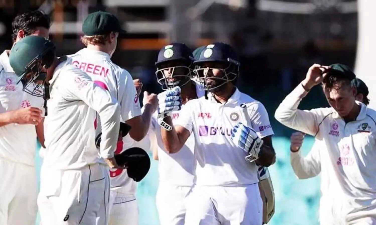 അധിക്ഷേപം, പ്രകോപനം, പരിക്കുകൾ... ഇത്​ അതിജീവനത്തിന്‍റെ ഇന്ത്യൻ ബിനാലെ