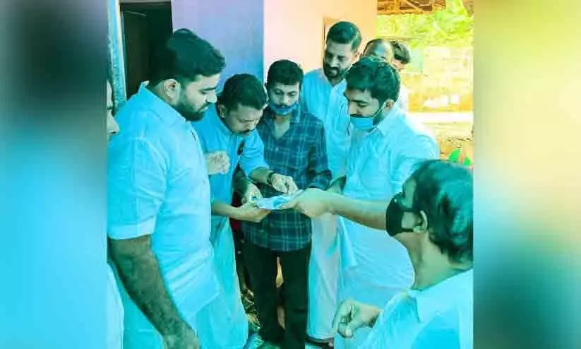 Chandy Oommen joins campaign to add votes