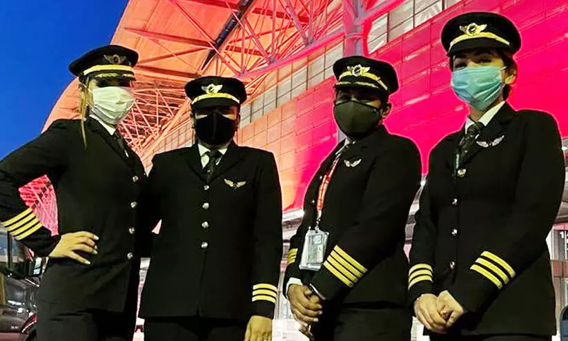 Capt Zoya Aggarwal, Capt Papagari Thanmai, Capt Akansha Sonaware, Capt Shivani Manhas