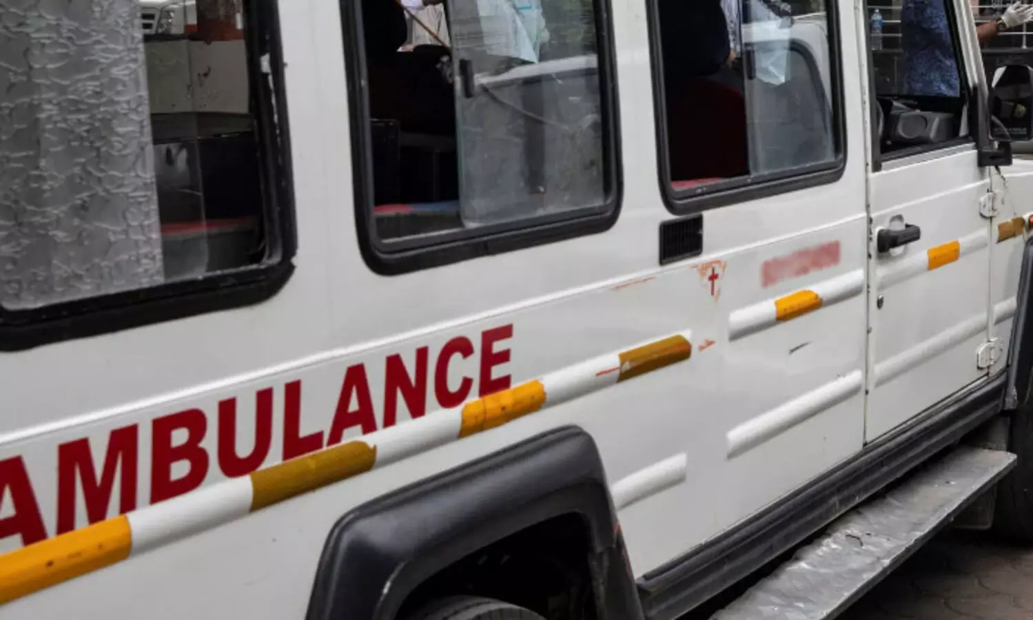 ആംബുലൻസ്​ ഡ്രൈവർമാരും സ്വകാര്യ ആശുപത്രികളും ഒത്തുകളിച്ച്​ രോഗികളെ ചൂഷണം ചെയ്യുന്നതായി ആക്ഷേപം