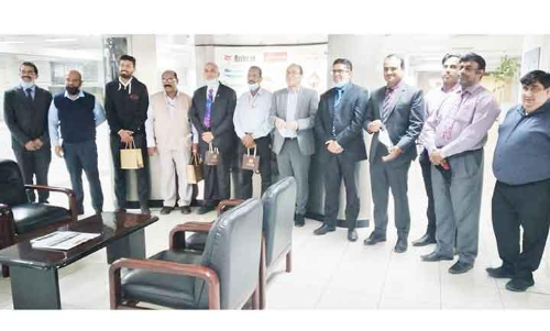 38 വ​ർ​​ഷ​ത്തെ പ്ര​വാ​സം അ​വ​സാ​നി​പ്പി​ക്കു​ന്ന അ​സീ​സി​ന്​ യാ​ത്ര​യ​യ​പ്പ്​