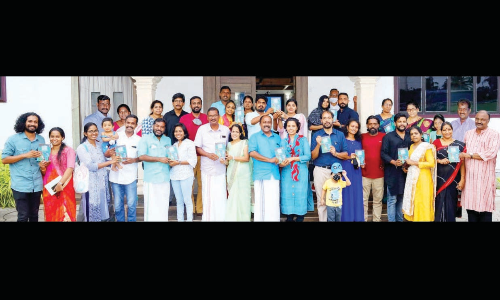 15 പ്രണയജോടികൾ ചേർന്നൊരു പുസ്​തക പ്രകാശനം