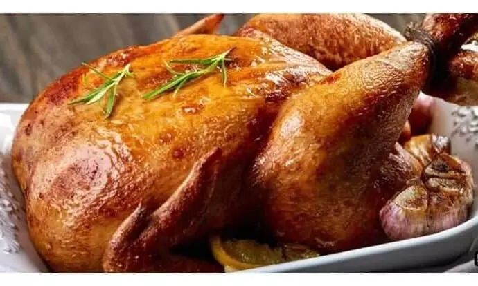 മദ്യപർക്ക് ചിക്കൻ വിളമ്പിയില്ല; മഹാരാഷ്ട്രയിൽ ഹോട്ടലിന് തീയിട്ട് പ്രതികാരം മദ്യപർക്ക് ചിക്കൻ വിളമ്പിയില്ല; മഹാരാഷ്ട്രയിൽ ഹോട്ടലിന് തീയിട്ട് പ്രതികാരം