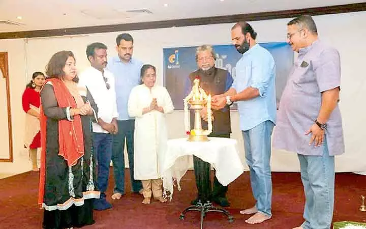 സ്ത്രീ ​ശാ​ക്തീ​ക​ര​ണം പ്ര​മേ​യ​മാ​ക്കി ഫീ​ച്ച​ർ ഫി​ലിം വ​രു​ന്നു