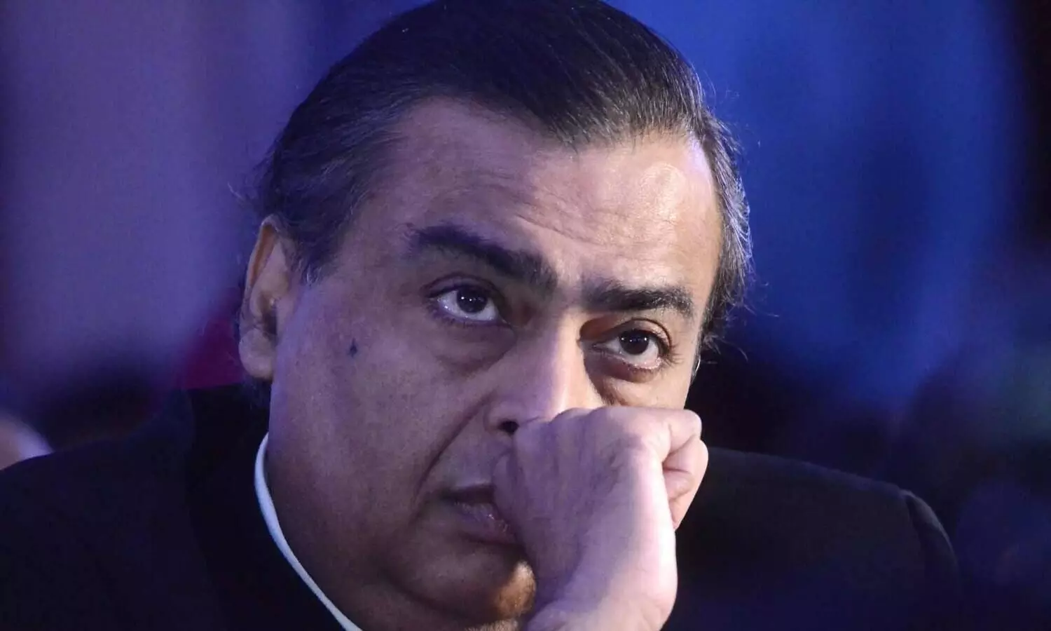 റിലയൻസ്​ ഇനി ഓഹരി വിപണിയിലെ രാജാവല്ല; മുകേഷ്​ അംബാനിക്ക്​ കിരീടം നഷ്​ടമാവു​േമ്പാൾ...