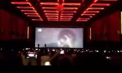 തീയറ്ററുകളിൽ സിനിമക്കാലം വീണ്ടും; ആരവങ്ങളുമായി മാസ്റ്റർ എത്തി