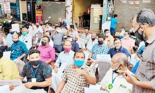 ക​ർ​ഷ​ക​ർ​ക്ക് ഐ​ക്യ​ദാ​ർ​ഢ്യം പ്ര​ഖ്യാ​പി​ച്ചു