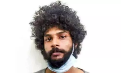 Defendant in case of attempting to extort money after tricking bikers In car