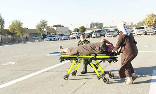 റാ​ക് മ​ല​നി​ര​യി​ല്‍ വീ​ണ​യാ​ളെ ര​ക്ഷ​പ്പെ​ടു​ത്തി