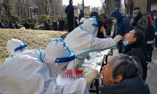 ചൈനയിൽ എട്ടു മാസത്തിനിടെ ആദ്യ കോവിഡ്​ മരണം; വീണ്ടും ലോക്​ഡൗൺ