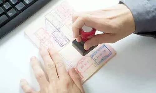 ഒമാന്​ പുറത്ത്​ ആറുമാസം കഴിഞ്ഞ വിദേശികൾക്ക്​ പുതിയ വിസ നിർബന്ധം