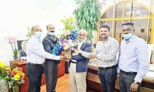 കെ.​ജി. ബാ​ബു​രാ​ജി​നെ ശ്രീ​നാ​രാ​യ​ണ ക​ൾ​ച്ച​റ​ൽ സൊ​സൈ​റ്റി ആ​ദ​രി​ച്ചു