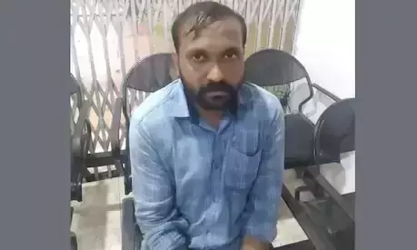 ഷെ​ഫീ​ഖിന്‍റെ മരണം തലക്കേറ്റ ക്ഷതം മൂലമെന്ന് പോസ്​റ്റ്​മോര്‍ട്ടം റിപ്പോര്‍ട്ട്; മ​ർ​ദ​ന​മേ​റ്റ​ പാ​ടു​ക​ളു​ണ്ടെ​ന്ന് ബന്ധുക്കൾ