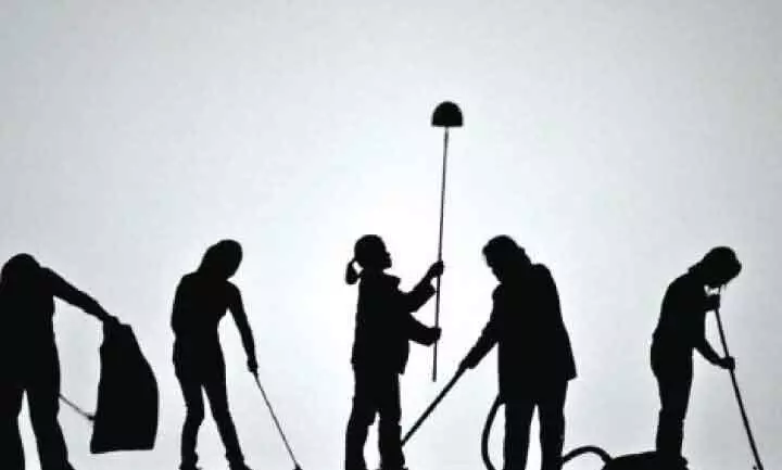 ഗാർഹിക തൊഴിലാളി റിക്രൂട്ട്മെൻറ് ചെലവ് 1500 ദീനാറായി ഉയരും ഗാർഹിക തൊഴിലാളി റിക്രൂട്ട്മെൻറ് ചെലവ് 1500 ദീനാറായി ഉയരും