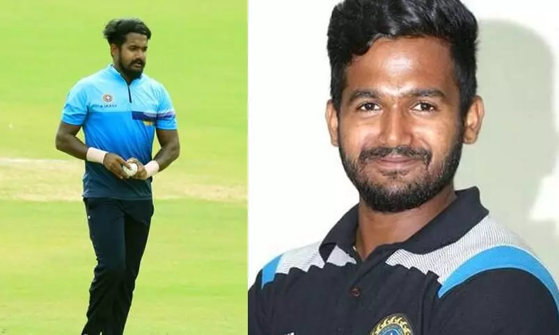 അസ്​ഹറിന്‍റെ തകർപ്പൻ ഇന്നിങ്​സിനിടയിൽ ആസിഫിന്‍റെ മാരക ബൗളിങ്​ മുക്കിക്കളയല്ലേ...