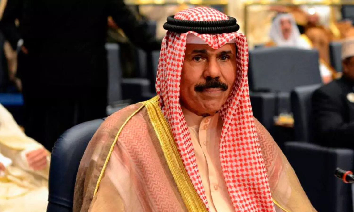 ര​ക്ത​സാ​ക്ഷി​ക​ളു​ടെ കു​ടും​ബ​ത്തി​ന്​ അ​മീ​റി​െൻറ അ​നു​ശോ​ച​നം