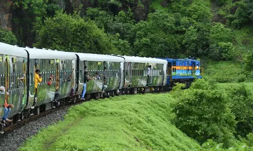 തിരുവനന്തപുരത്തും കോഴിക്കോടും പൈതൃക പദ്ധതി; മൂന്നാറിലേക്ക് പൈതൃക തീവണ്ടി തിരുവനന്തപുരത്തും കോഴിക്കോടും പൈതൃക പദ്ധതി; മൂന്നാറിലേക്ക് പൈതൃക തീവണ്ടി