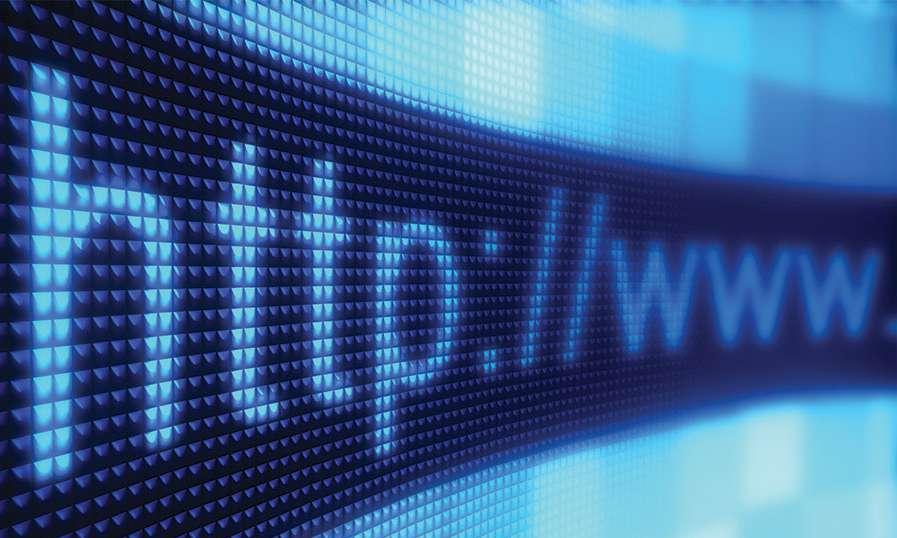 ഇന്റർനെറ്റ് ആരുടേയും കുത്തകയാക്കില്ല; എല്ലാ വീട്ടിലും ലാപ്ടോപ് ഇന്റർനെറ്റ് ആരുടേയും കുത്തകയാക്കില്ല; എല്ലാ വീട്ടിലും ലാപ്ടോപ്