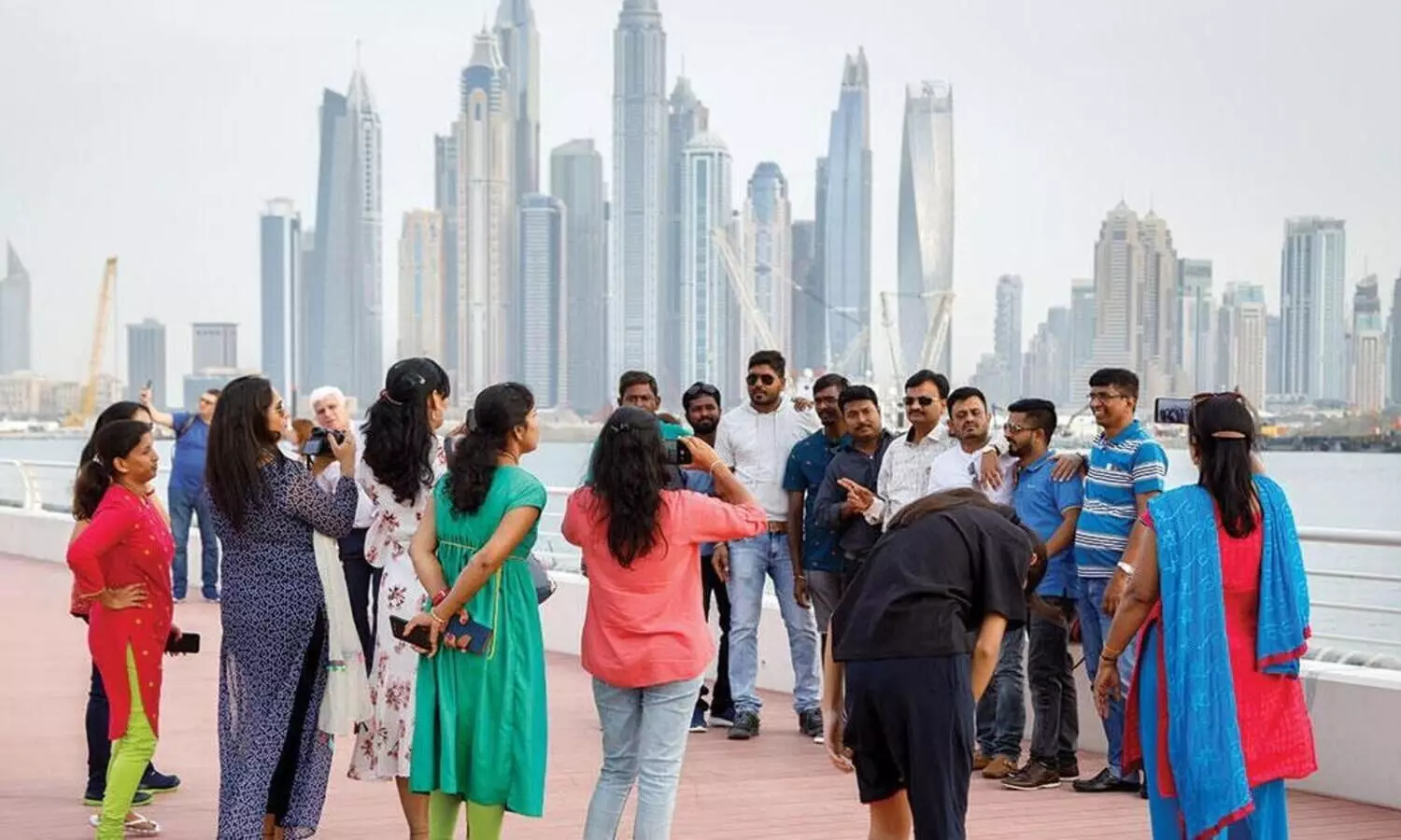ഇന്ത്യൻ പ്രവാസികൾ ഏറ്റവും കൂടുതൽ​ യു.എ.ഇയിൽ; യു.എസും സൗദി അറേബ്യയും രണ്ടും മൂന്നും സ്​ഥാനങ്ങളിൽ