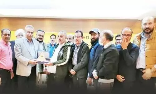 സി.​കെ. അ​ബ്​​ദു​ൽ അ​സീ​സി​ന്​ യാ​ത്ര​യ​യ​പ്പ്