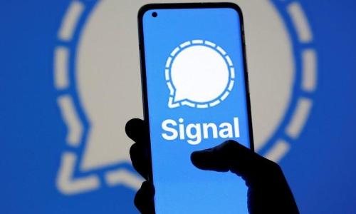 Signal messaging platform stops working as downloads surge