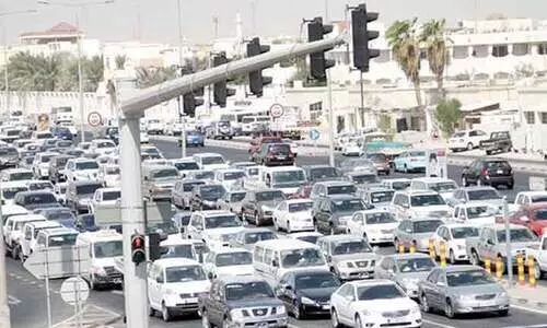 തോ​ന്നും​പോ​ലെ റോ​ഡ് മു​റി​ച്ചു​ക​ട​ക്ക​ല്ലേ; അ​പ​ക​ടം പ​തി​യി​രി​പ്പു​ണ്ട്​