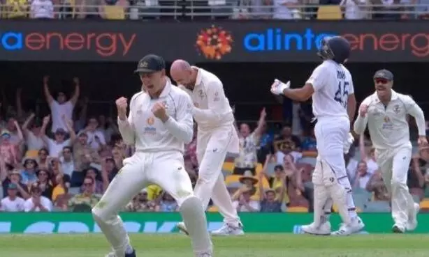 പാതി മഴയെടുത്ത്​ രണ്ടാംദിനം; ഓസീസിനെതിരെ ഇന്ത്യ പൊരുതുന്നു