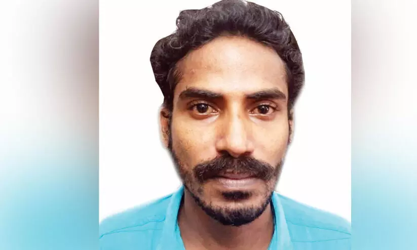 സ്​റ്റേഷനിൽനിന്ന് ഓടിപ്പോയ പ്രതിയെ പിന്തുടർന്ന് പിടികൂടി