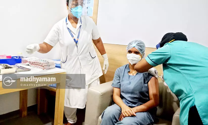 സംസ്ഥാനത്ത് ഏ​റ്റ​വും കൂ​ടു​ത​ൽ പേ​ർ വാ​ക്​​സി​നെ​ടു​ത്ത​ത്​ പാ​ല​ക്കാ​ട്ട്​