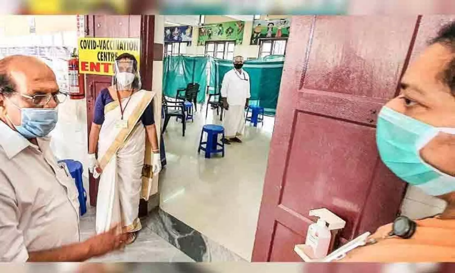 covid vaccination alappuzha 17-10-21