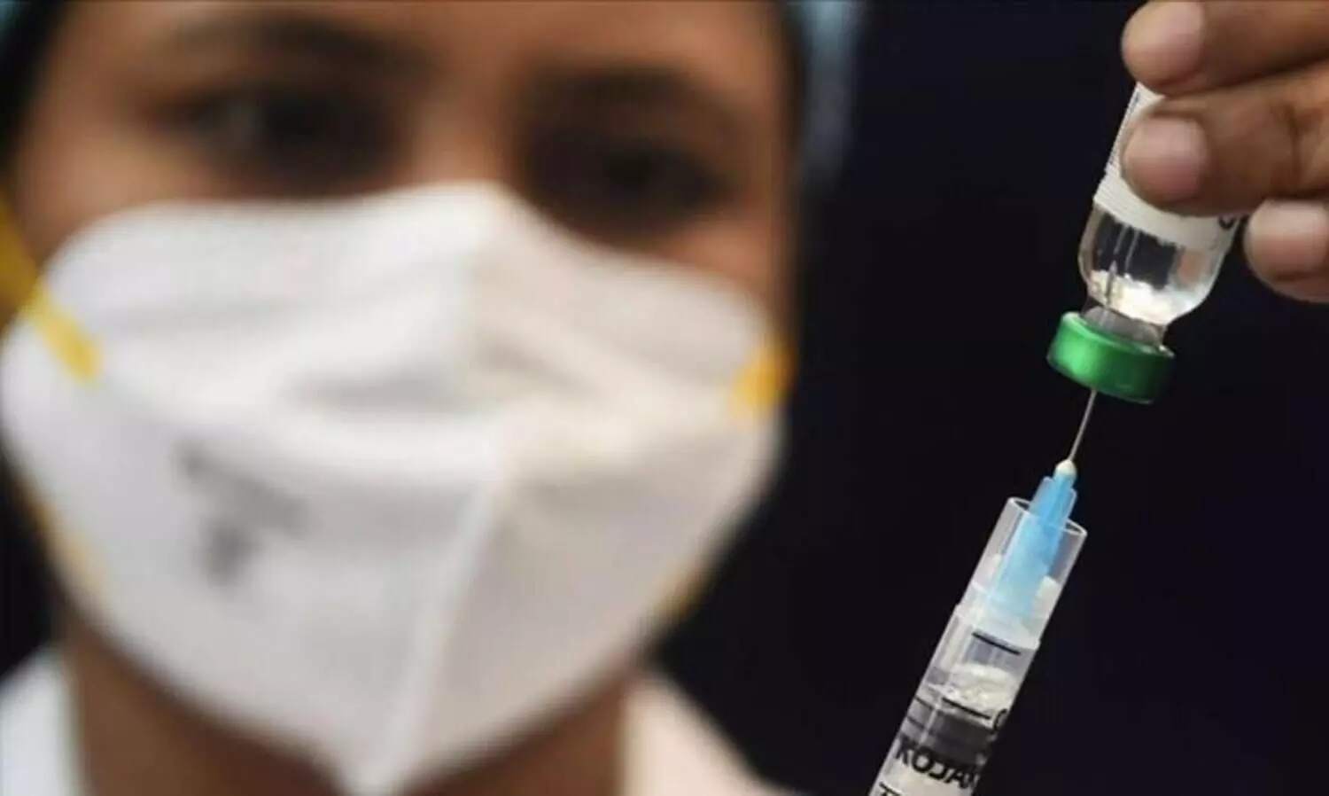 കോവിഡ്​ വാക്​സിനേഷൻ: ചോദ്യങ്ങളുയർത്തി കോൺഗ്രസ്