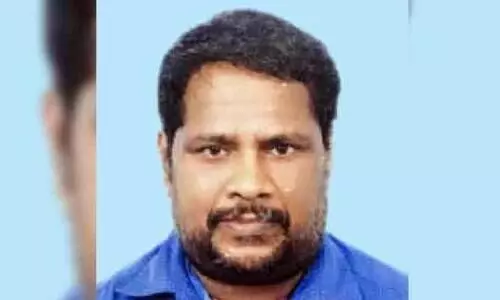 Trader dies hours after shop opening