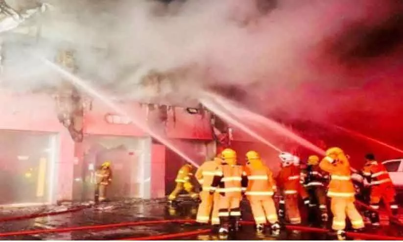 ശു​വൈ​ഖ്​ വ്യ​വ​സാ​യ മേ​ഖ​ല​യി​ൽ തീ​പി​ടി​ത്തം