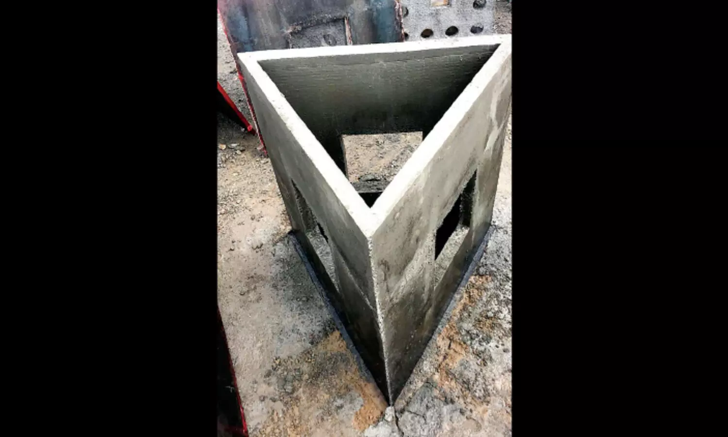 മത്സ്യസമ്പത്ത് വർധിപ്പിക്കാൻ കൃത്രിമ പാരുകൾ ഒരുക്കുന്നു