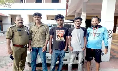 തിരയിലകപ്പെട്ട അന്തർ സംസ്ഥാനക്കാരെ രക്ഷിച്ചു