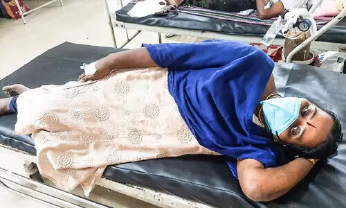 സുരക്ഷ ജീവനക്കാരിയെ മർദിച്ചതായി പരാതി