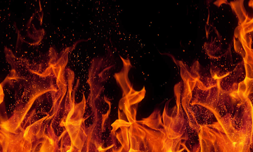 ക​ണ്ണ​ന​ല്ലൂ​രി​ൽ ക​ട​ക്ക്​ തീ​പി​ടി​ച്ചു