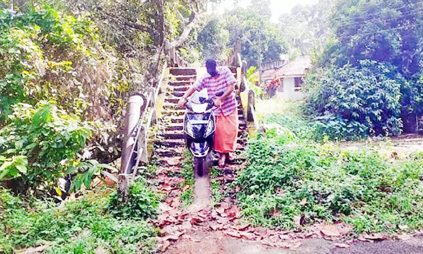 കോതേകാട്ട് പാലത്തിന് ഇക്കുറിയും ബജറ്റിൽ ഇടമില്ല കോതേകാട്ട് പാലത്തിന് ഇക്കുറിയും ബജറ്റിൽ ഇടമില്ല
