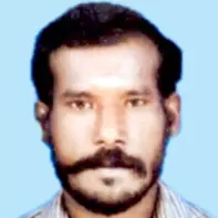 മ​രം വെ​ട്ടു​ന്ന​തി​നി​ടെ കൊ​മ്പ് ത​ല​യി​ൽ വീ​ണ് തൊ​ഴി​ലാ​ളി മ​രി​ച്ചു